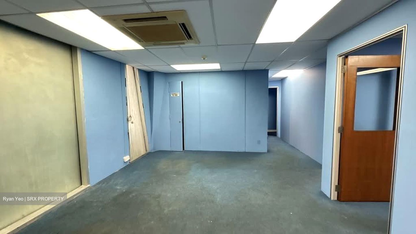 Chng Kees Foodlink (D27), Office #577050641